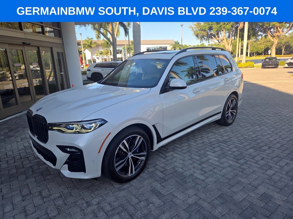 Used 2022 White Metallic BMW M50i image 5