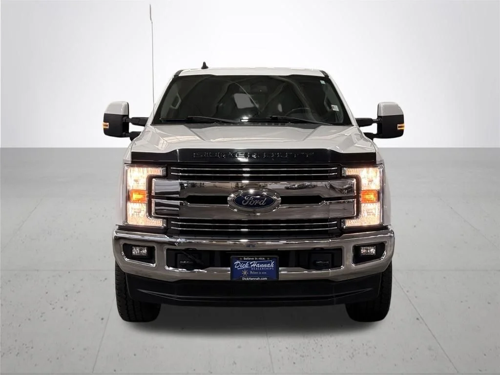 Used 2019 White Ford Lariat image 4