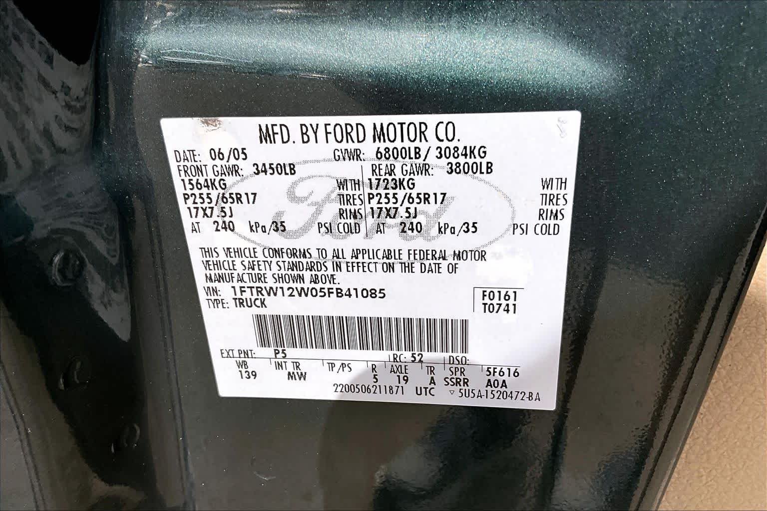 Used 2005 Dark Shadow Grey Metallic Ford XLT image 33