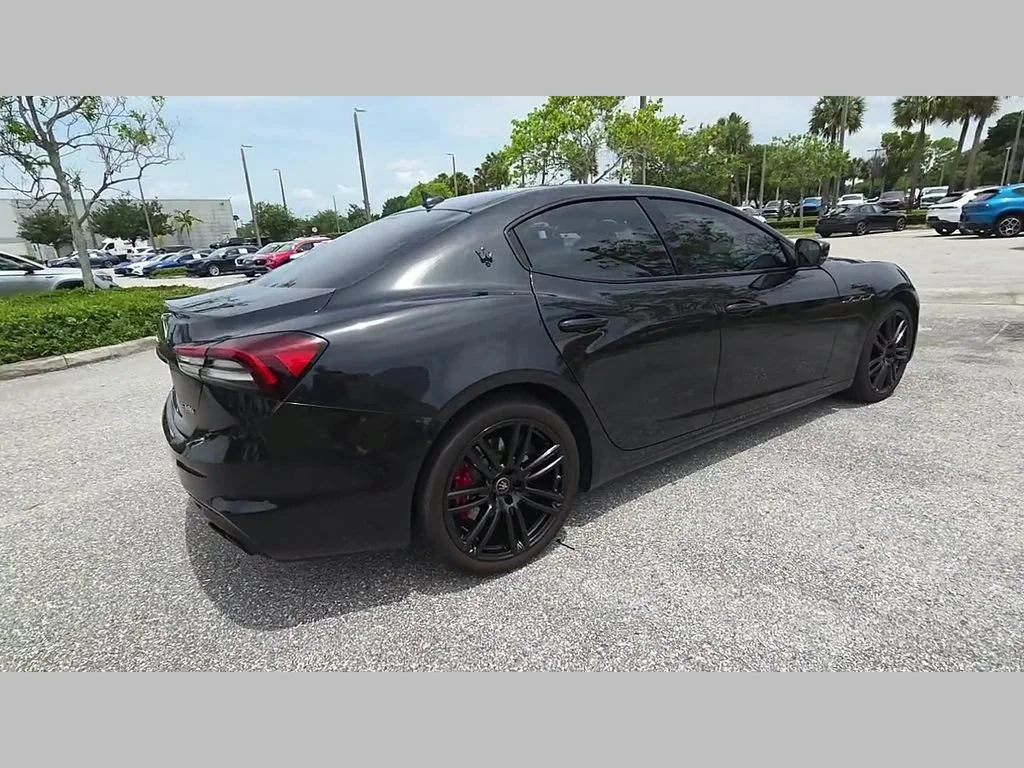 Used 2023 Nero Noctis Black Maserati Modena image 41