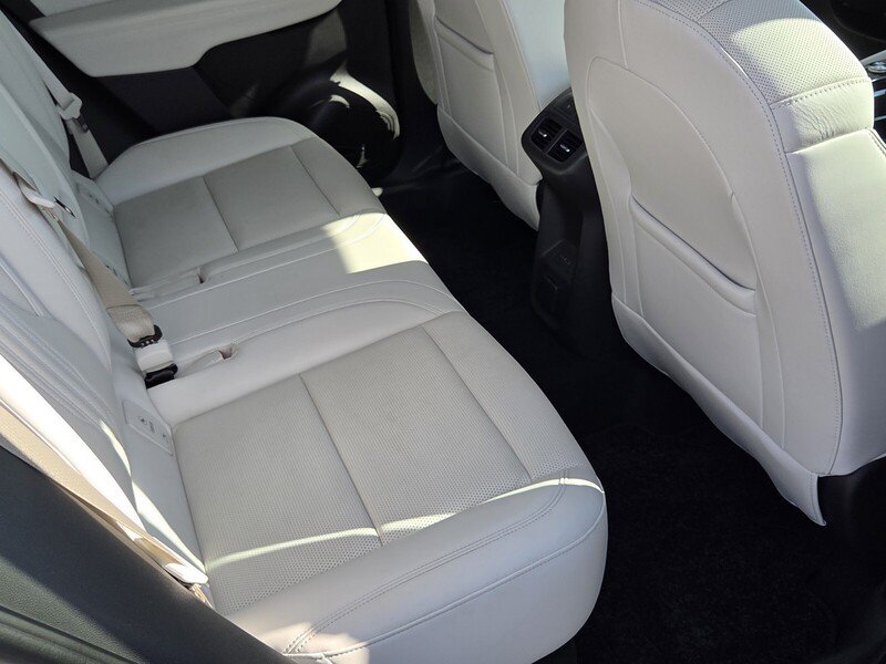 Used 2024 White Frost BUICK AWD 4DR AVENIR image 16