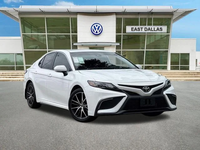 Pre-Owned 2023 Toyota Camry SE