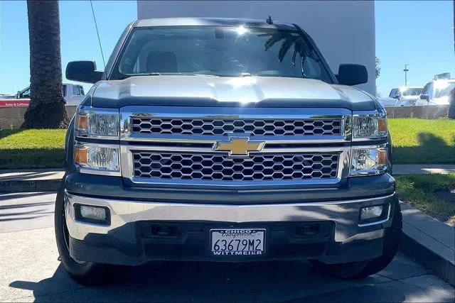 Used 2014 BLUE GRANITE METALLIC Chevrolet LT image 3