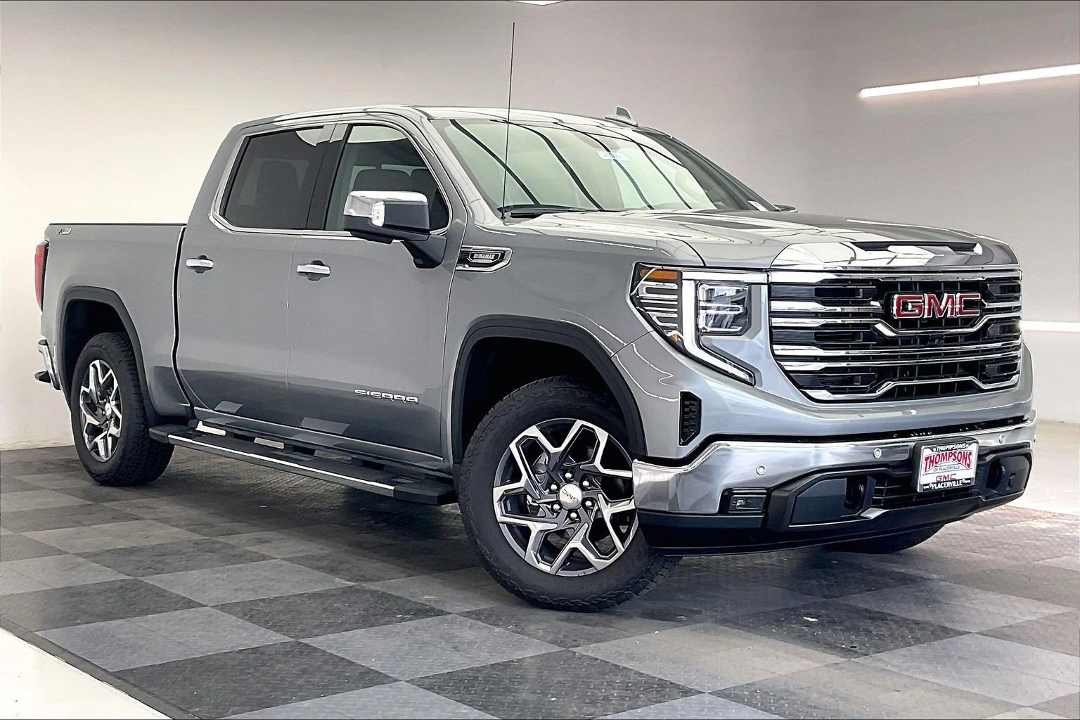 2026 GMC Sierra 4WD Crew Cab Short Box SLT's photo