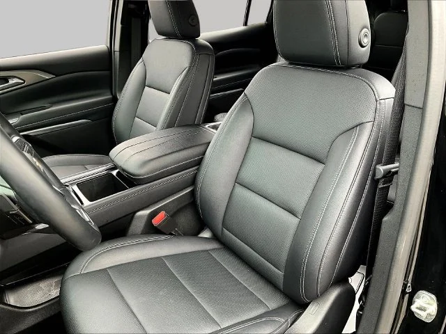 Used 2026 Black Chevrolet LT image 24