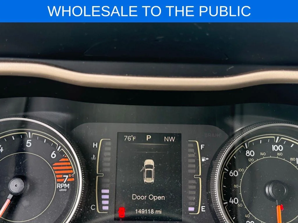 Used 2016 Black Jeep Altitude image 18