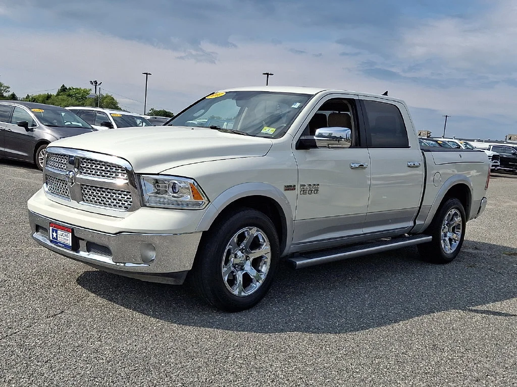 Used 2017 Pearl White Ram Laramie image 6