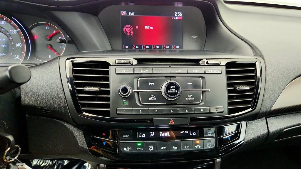 Used 2016 Crystal Black Pearl Honda 4dr I4 CVT Sport w/Honda Sensing image 19