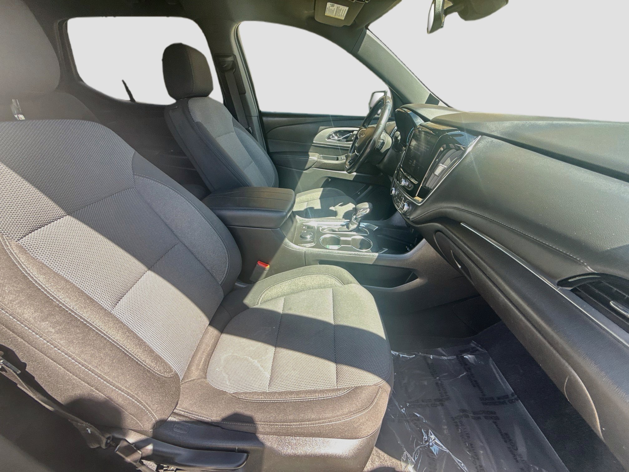 Used 2022 Summit White Chevrolet LT Cloth image 29