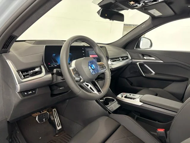 New 2026 Brooklyn Grey Metallic BMW xDrive28i image 8