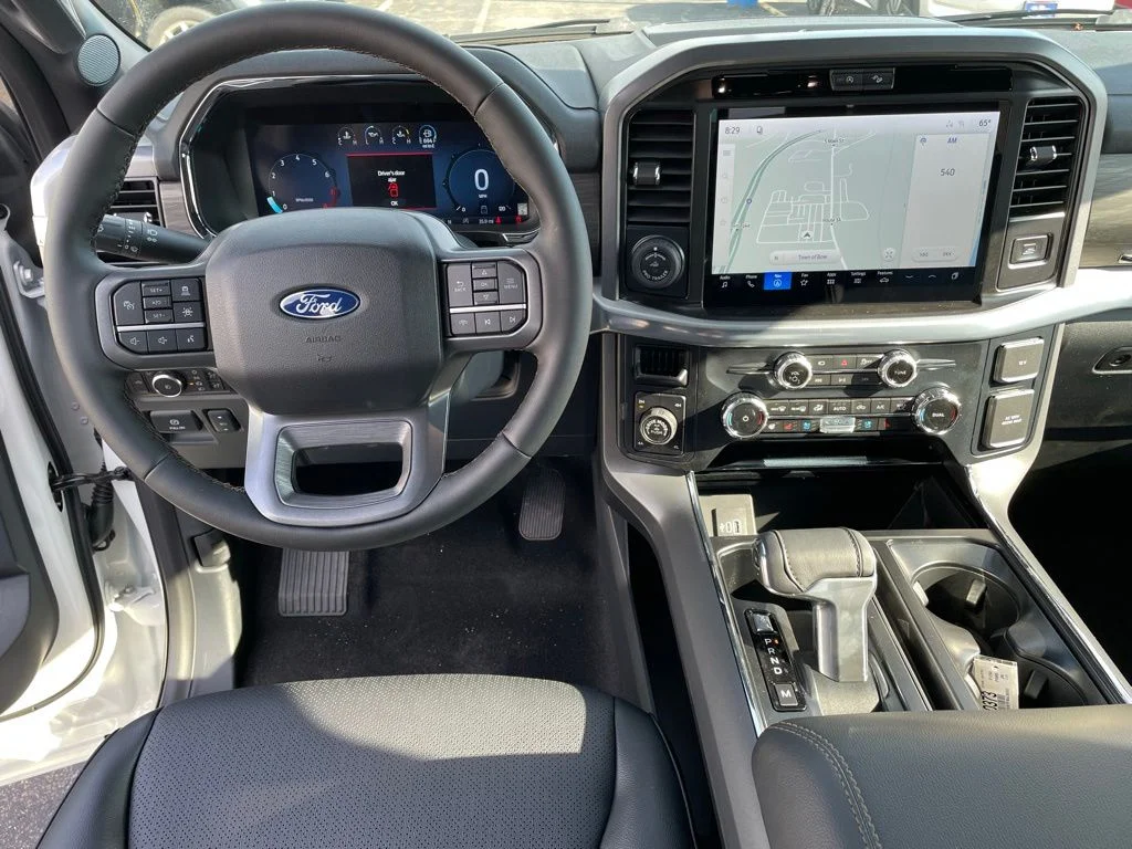 New 2026 STAR WHITE Ford Lariat image 8
