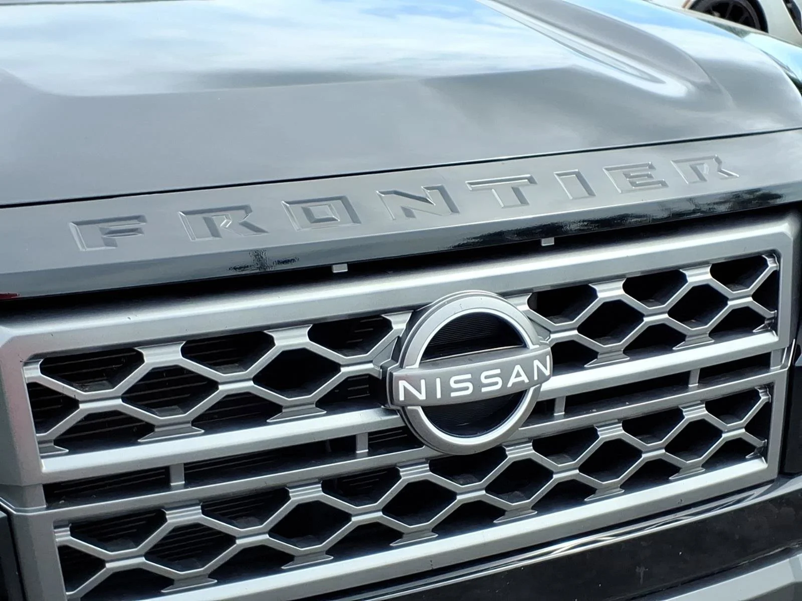 Used 2022 Black Nissan SV image 34