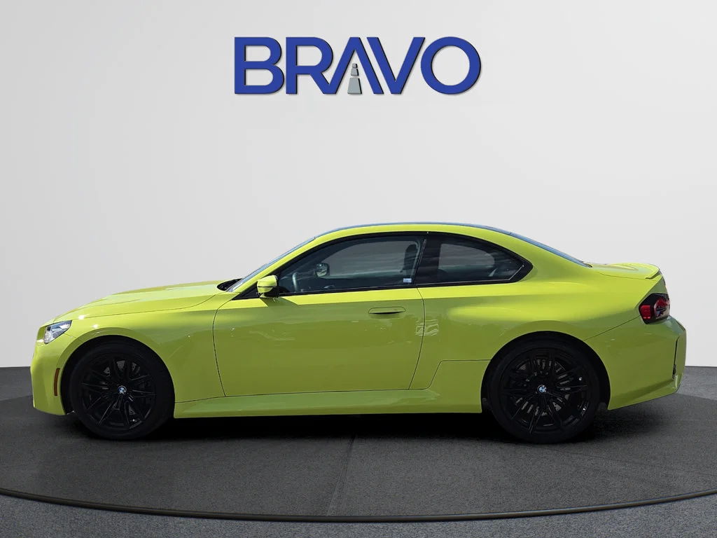 Used 2025  BMW NA image 2
