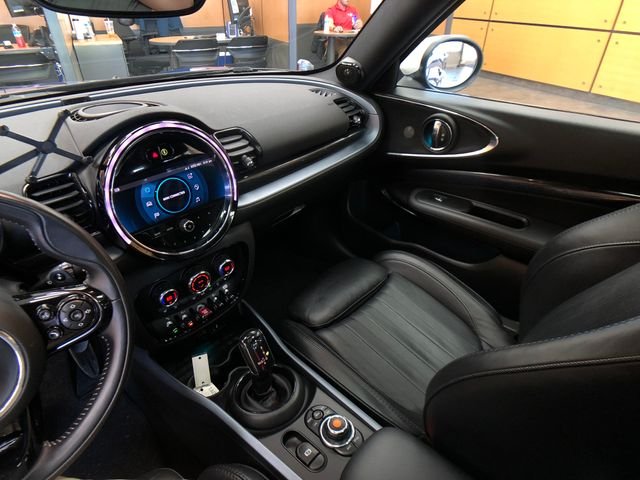 Certified Used 2021 Starlight Blue Metallic MINI Clubman image 19