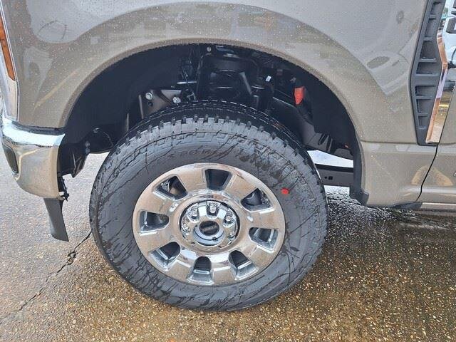 New 2026 Marsh Gray Ford F-250® Lariat® image 11