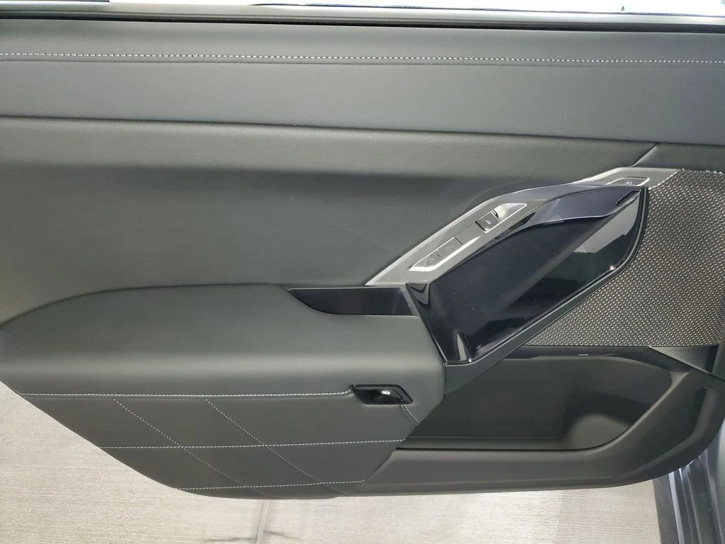 New 2026 Frozen Pure Grey Metallic BMW 740i image 9