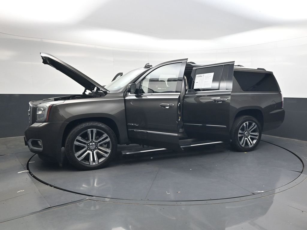 Used 2019 Gray GMC Denali image 45