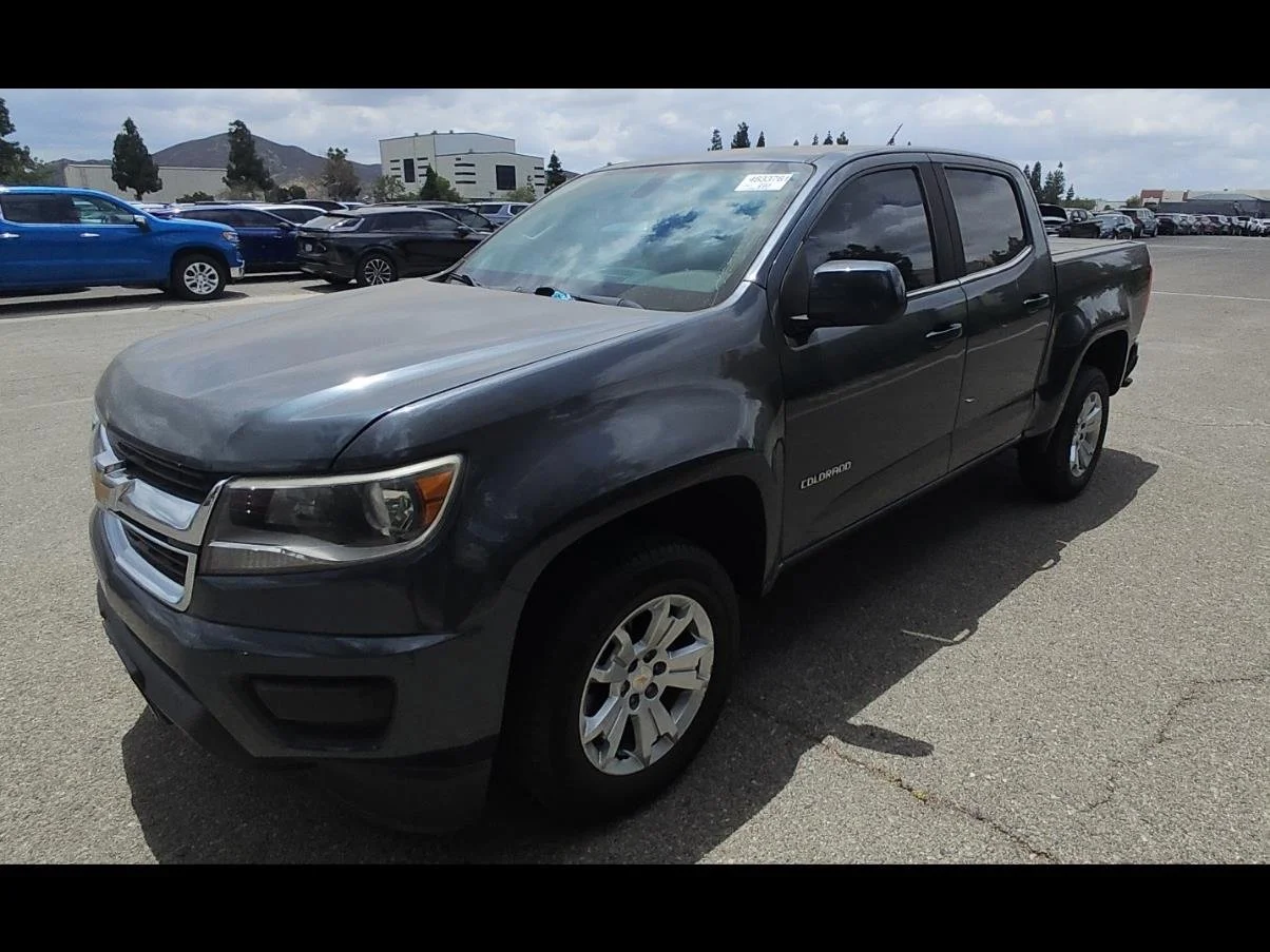 Used 2019 SHADOW GRAY METALLIC Chevrolet 2WD LT image 7