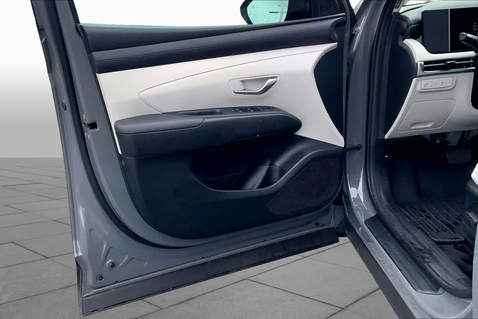2025 Hyundai Tucson SEL - Photo 22
