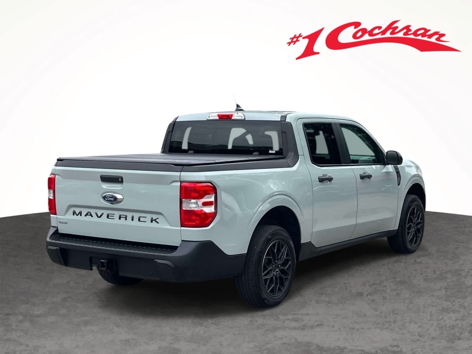 Used 2024 Cactus Gray Ford XL image 10