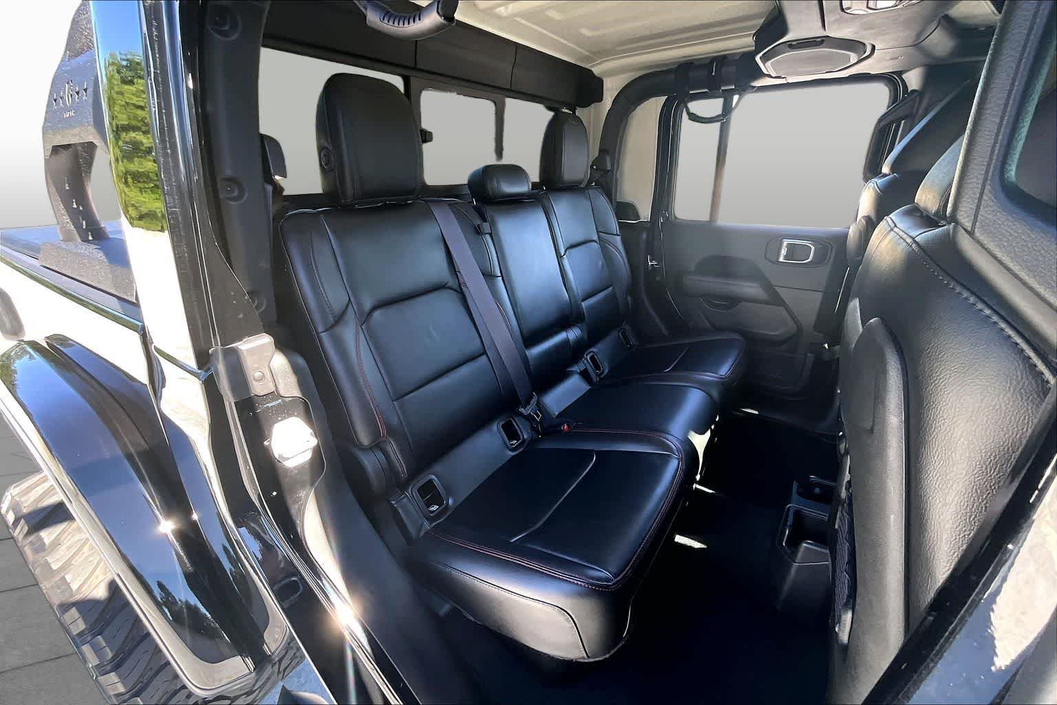 Used 2021 Black Clearcoat Jeep Rubicon image 19