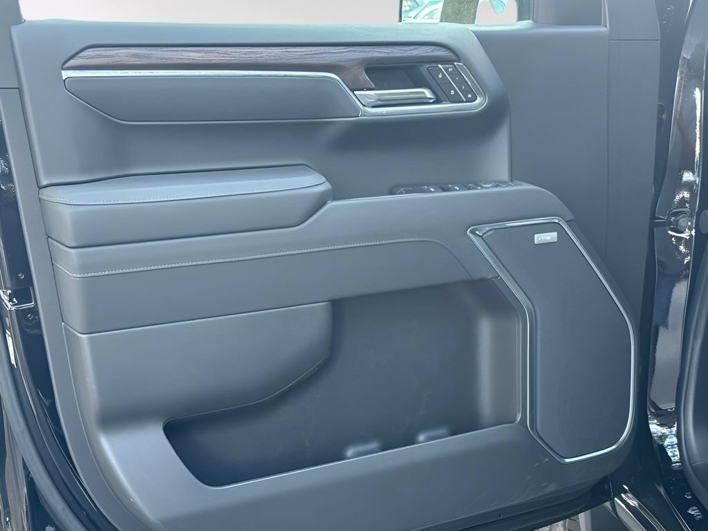 New 2026 Onyx Black GMC SLT image 20