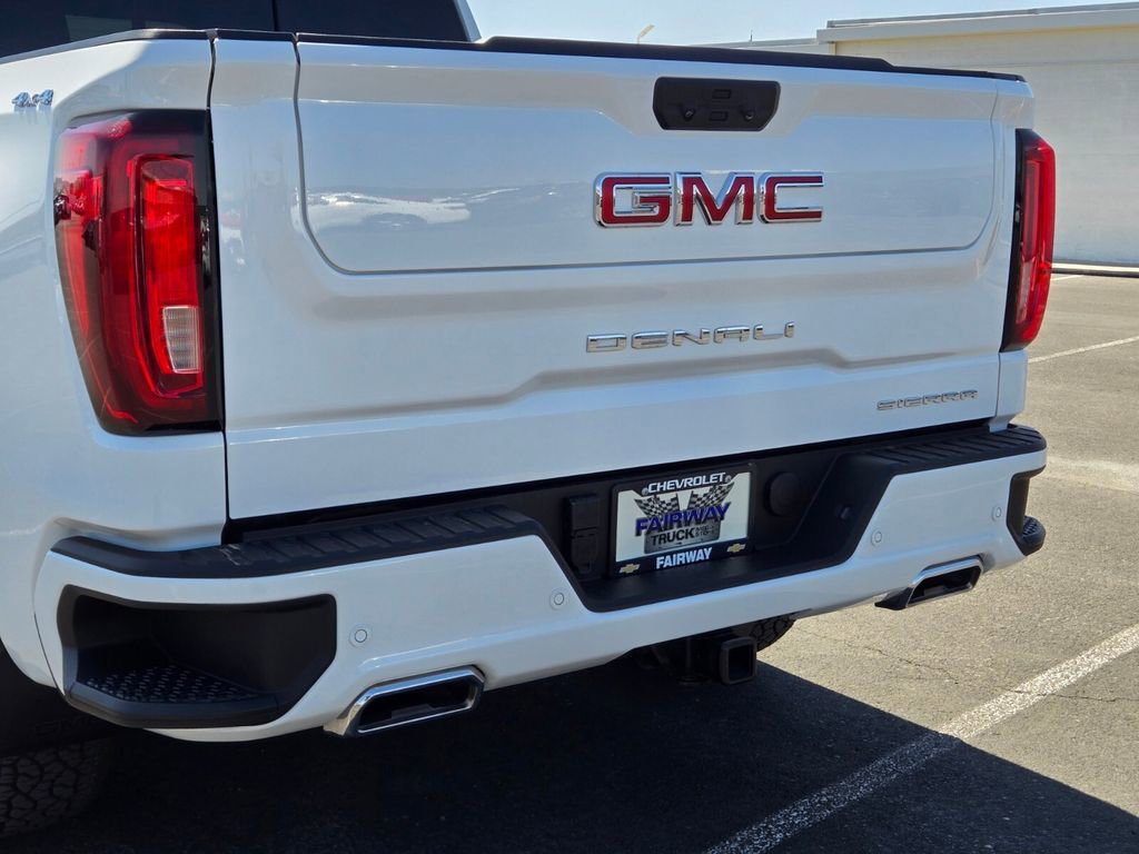 Used 2024 Summit White GMC Denali image 5