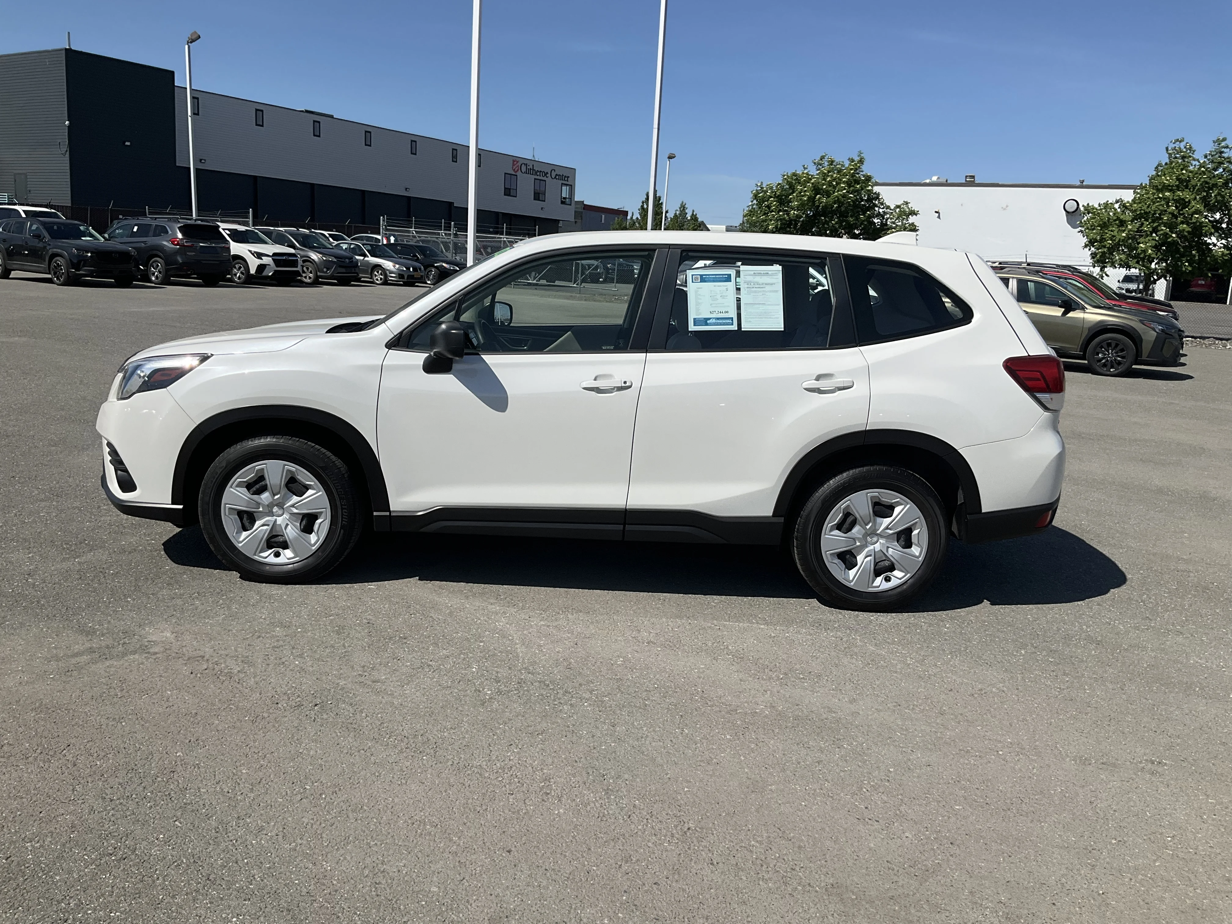 Used 2022 Crystal White Pearl Subaru  image 3