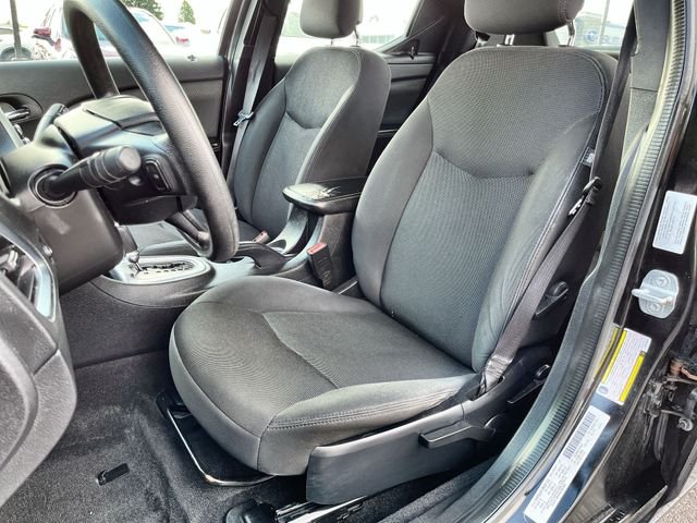 Used 2014 Black Dodge SE image 14