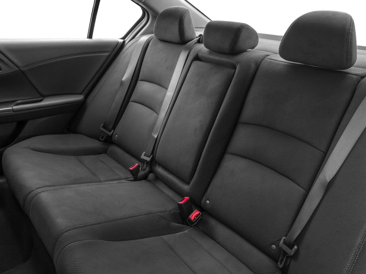 Used 2016  Honda EX image 8