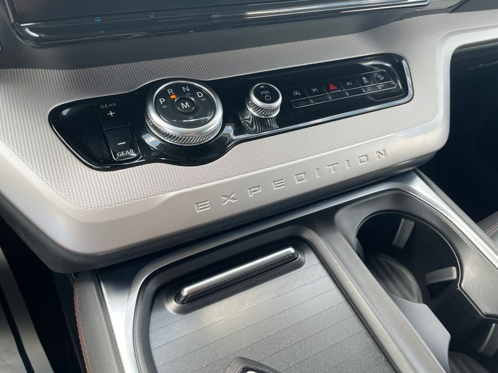 Used 2025 White Ford Active image 20
