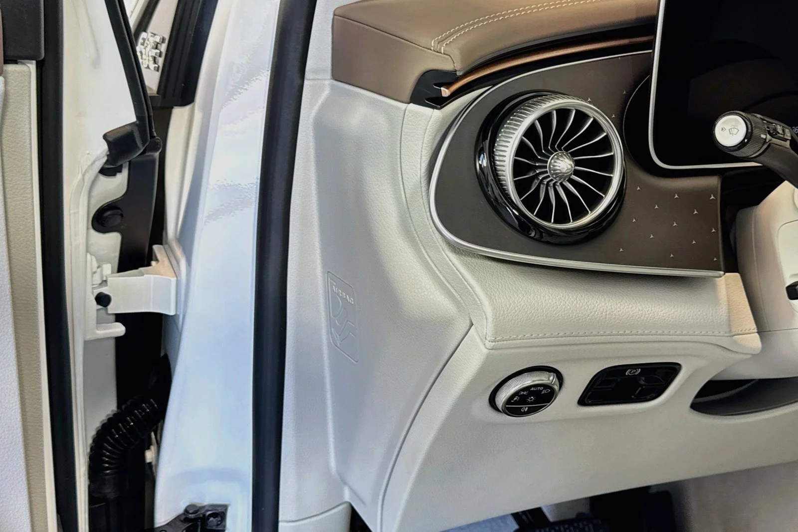 Used 2023 Polar White Mercedes-Benz EQE 350 image 10