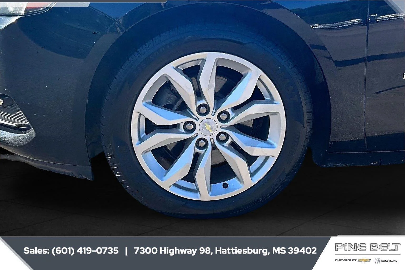 Used 2019 BLACK Chevrolet LT image 7