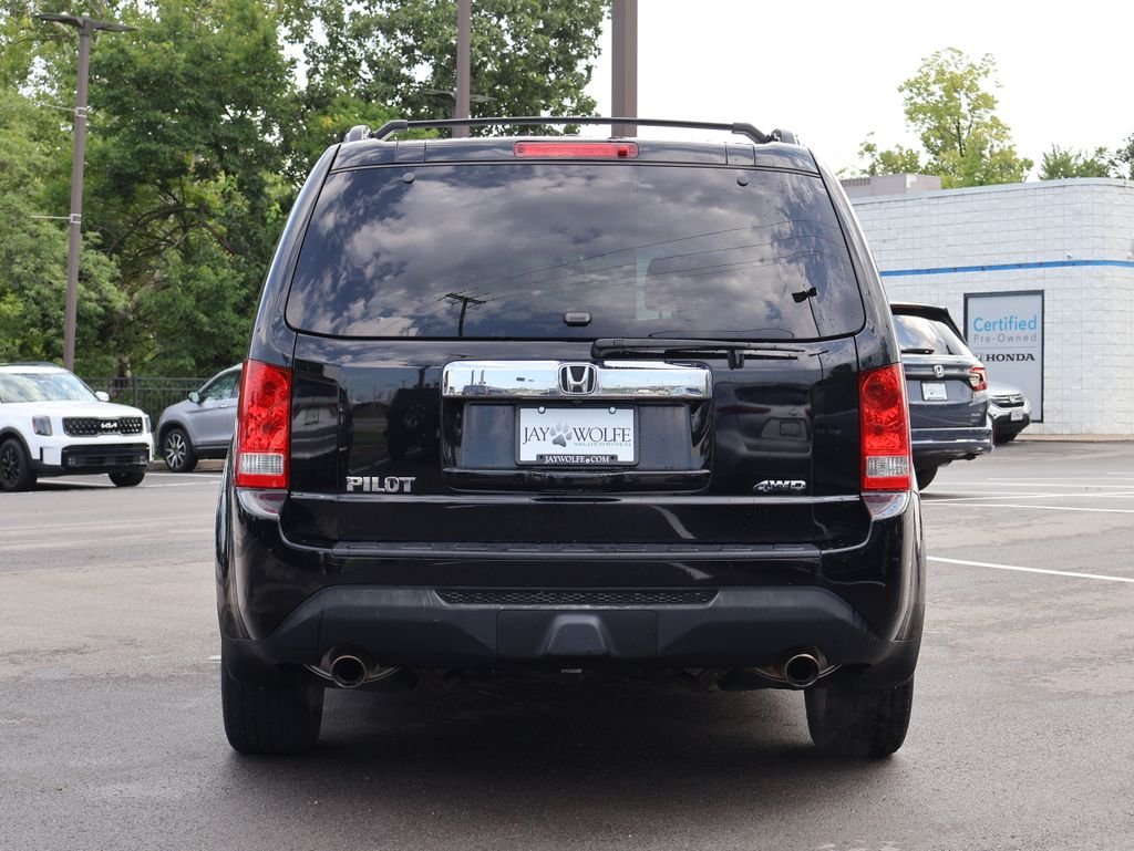Used 2015 Black Honda EX-L image 6