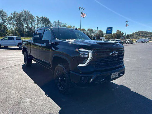 New 2026 Black Chevrolet High Country image 2