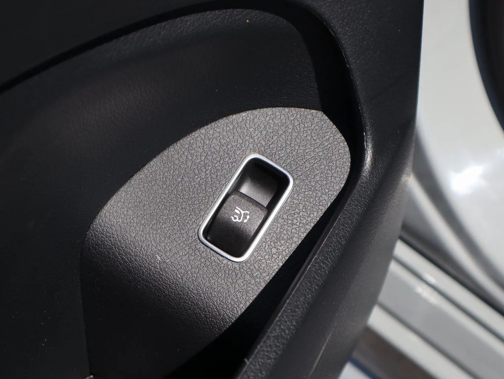 Used 2026 MANUFAKTUR Alpine Gray Mercedes-Benz GLE 450 image 29