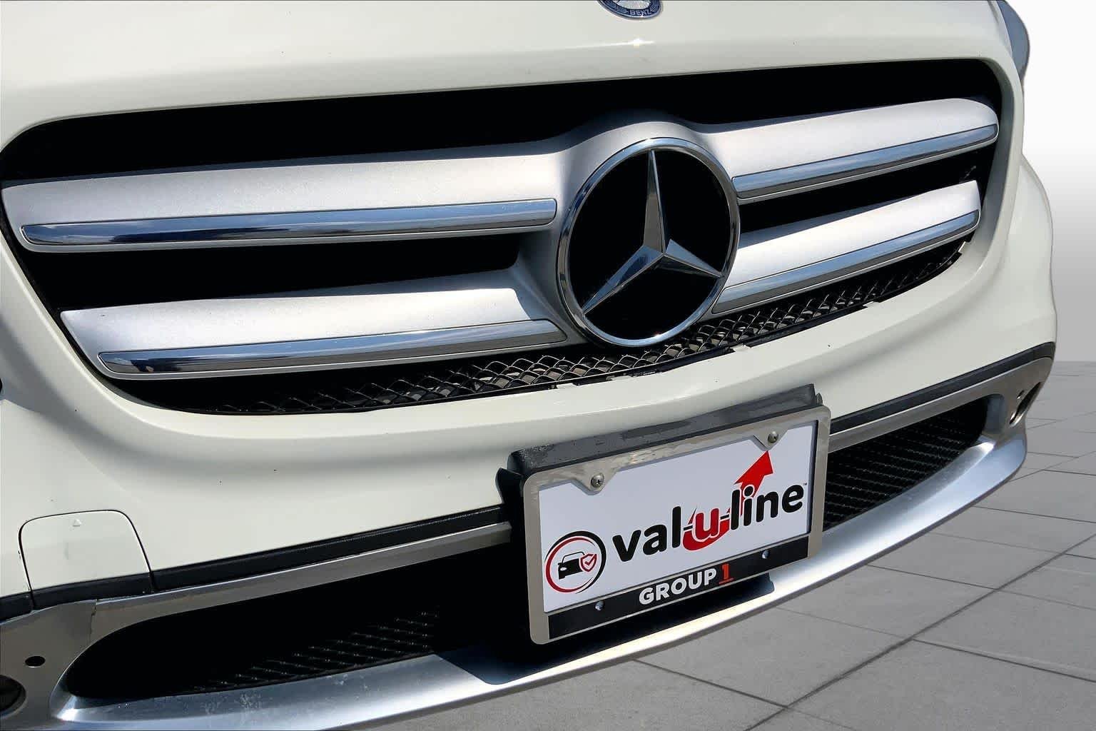 Used 2017 Cirrus White Mercedes-Benz GLA 250 image 29