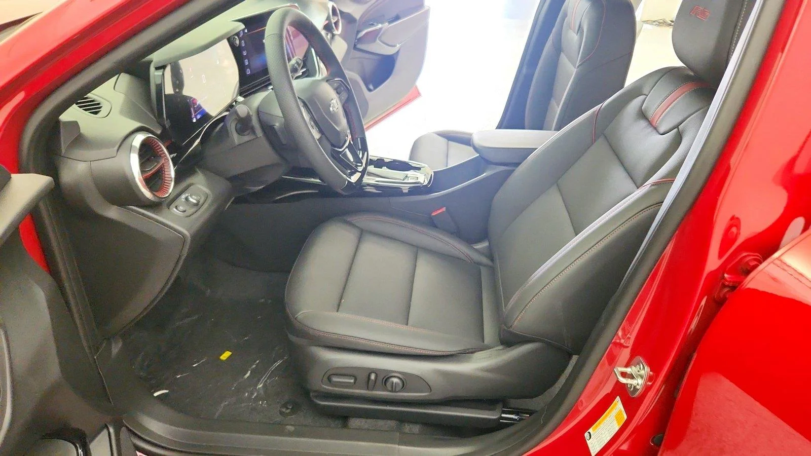 2026 Chevrolet Trax RS - Photo 22