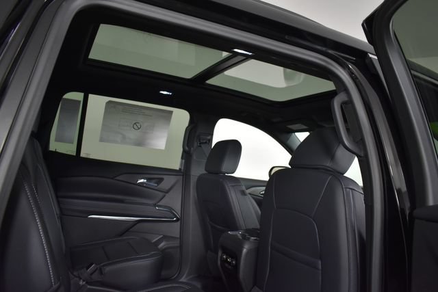 2027 Chevrolet Traverse LT - Photo 19