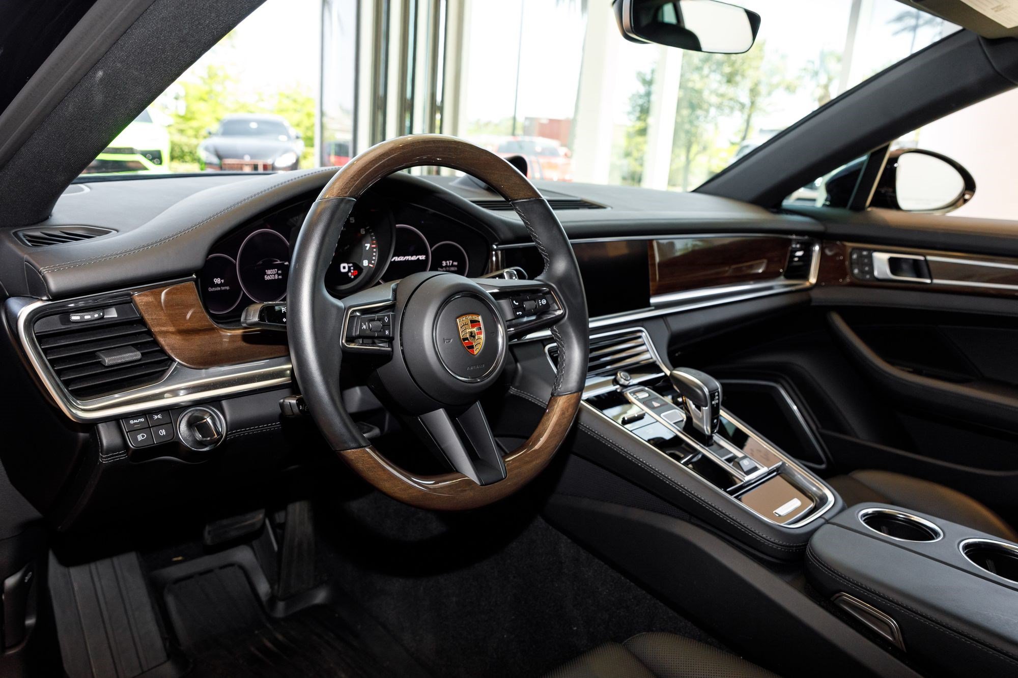 Used 2023 Black Porsche Platinum Edition image 28
