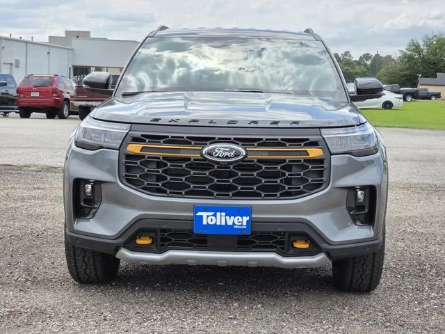 New 2026 Carbonized Gray Metallic Ford Tremor® image 3