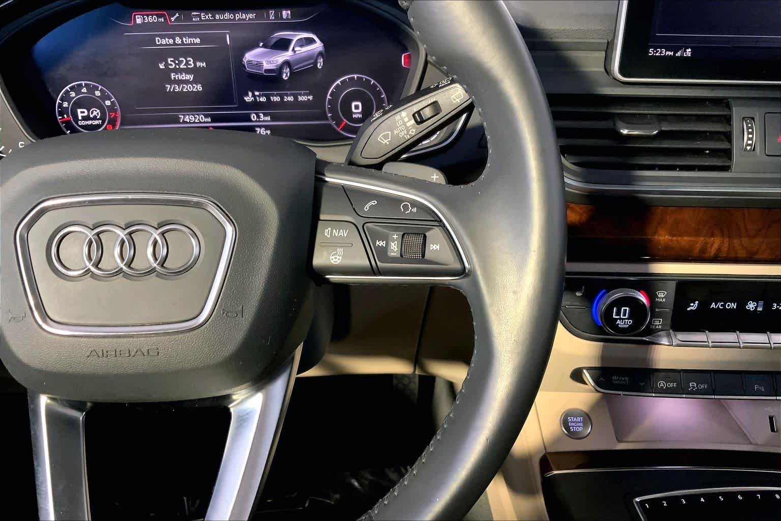 Used 2018 Brilliant Black Audi Premium Plus image 25