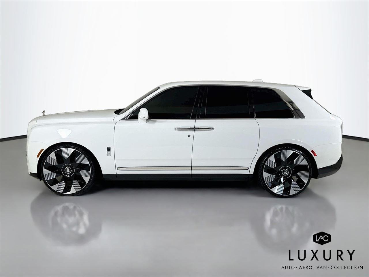 Used 2025 English White Rolls-Royce 26