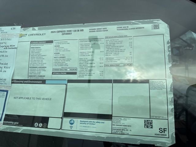 New 2025 Summit White Chevrolet 1WT image 21