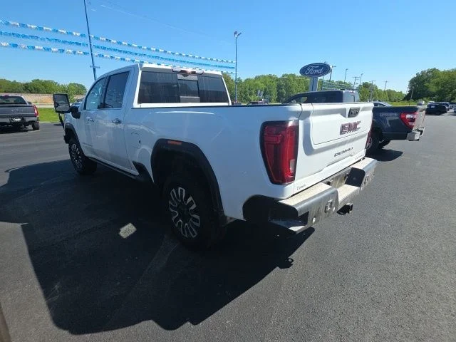 Used 2022 Summit White GMC Denali image 8