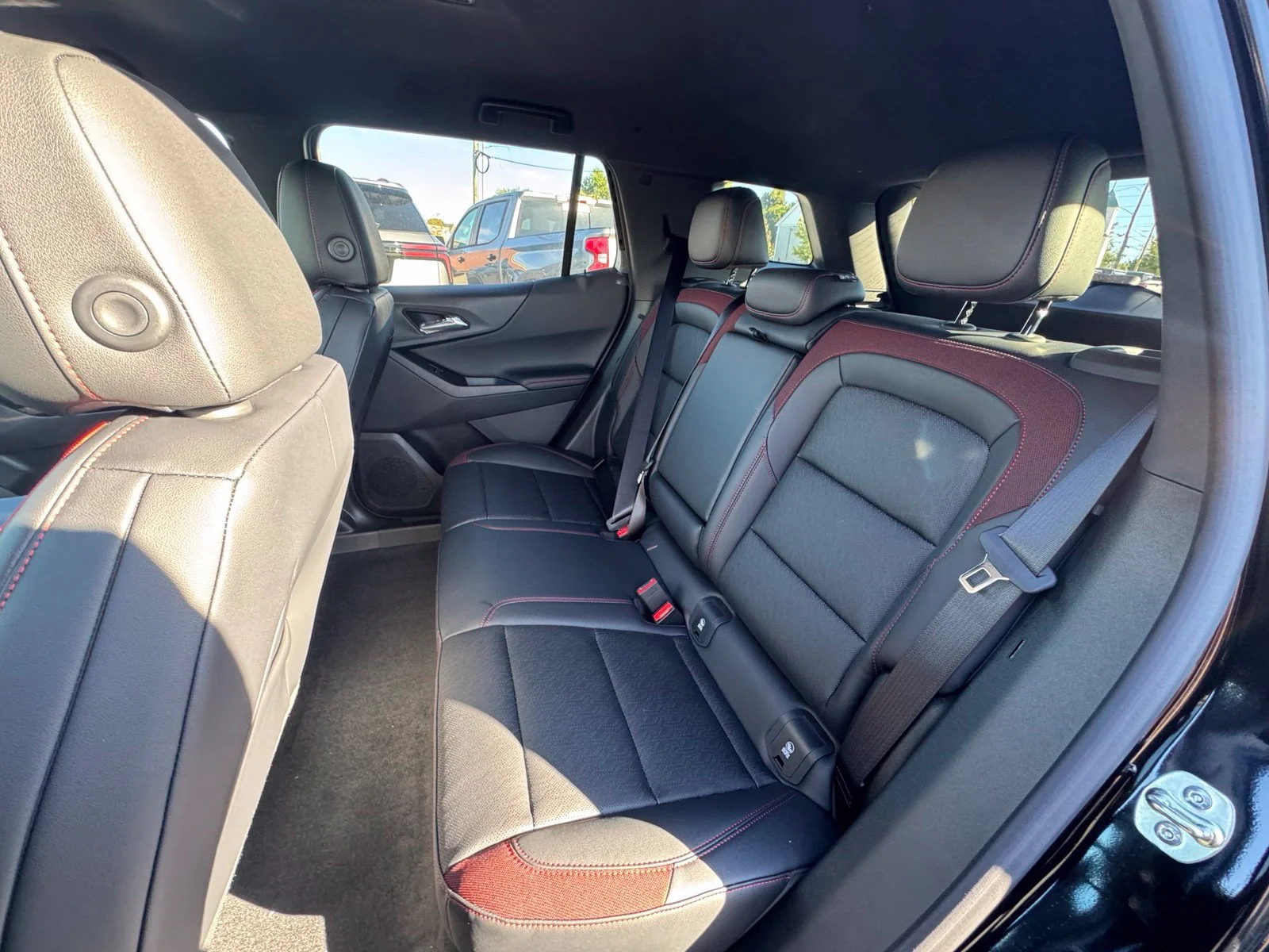 2027 Chevrolet Equinox RS - Photo 26