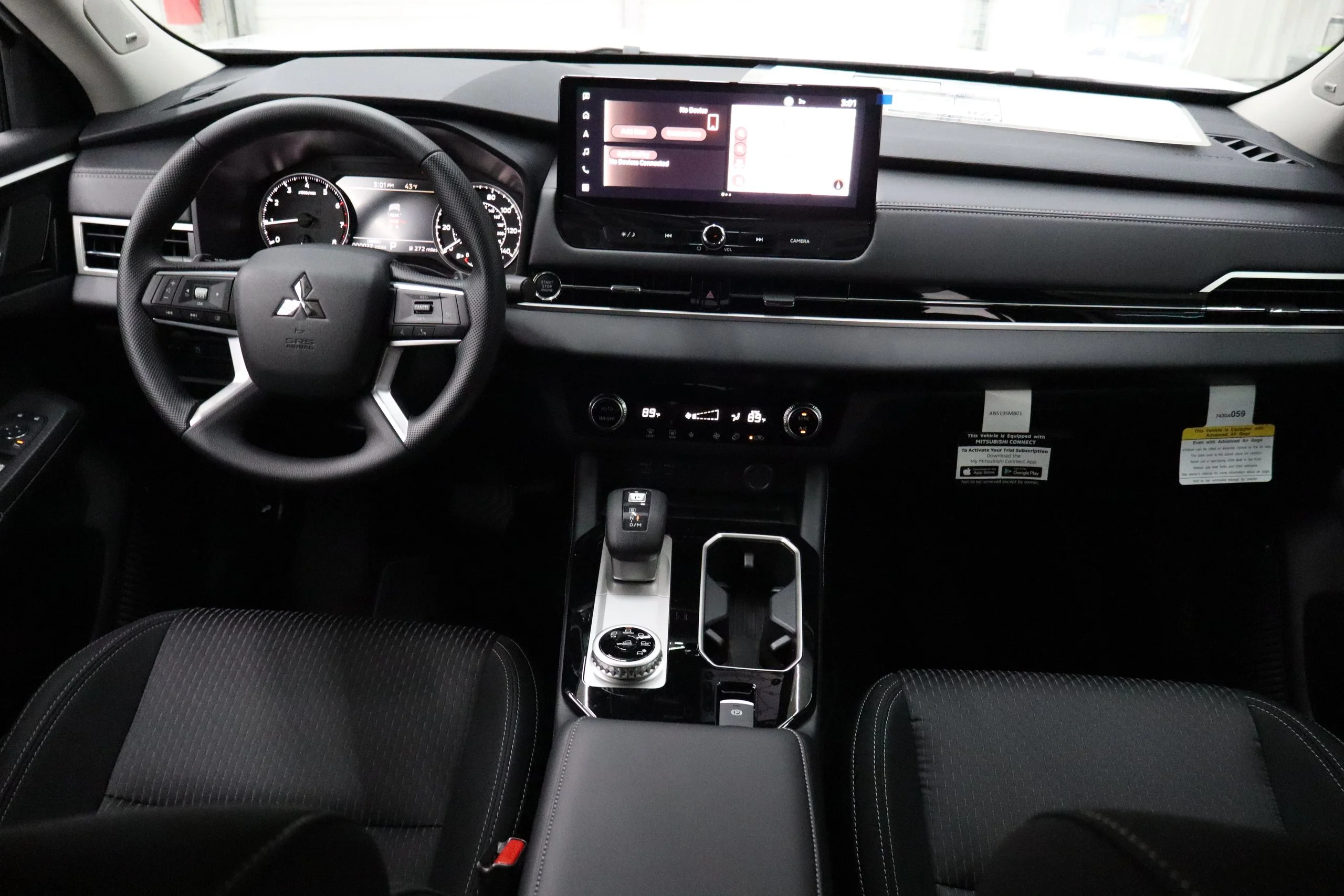 New 2026 White Mitsubishi ES image 25