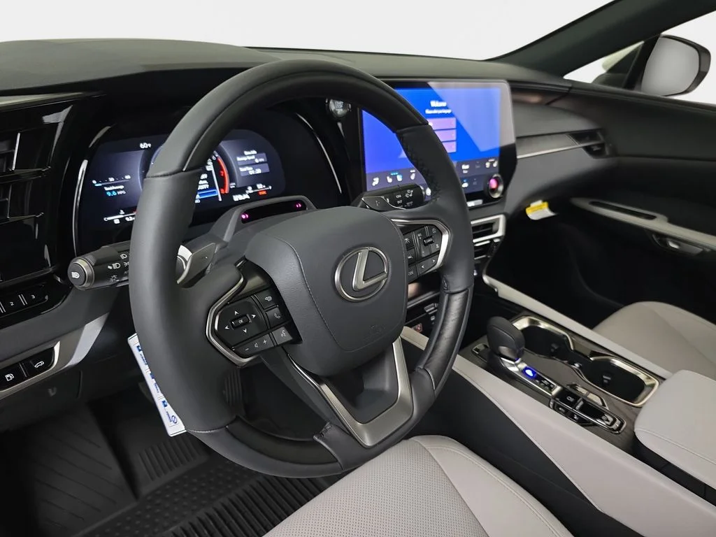 New 2026 Eminent White Pearl Lexus PREMIUM image 16