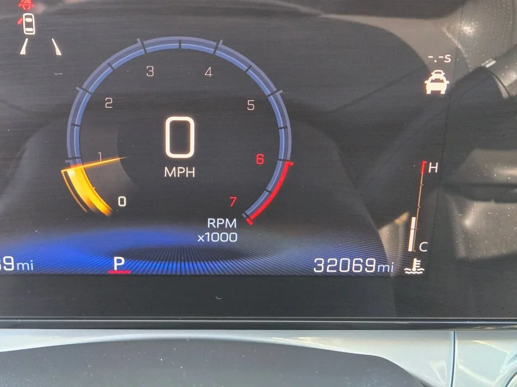 Used 2025 Cypress Gray Chevrolet LT image 23