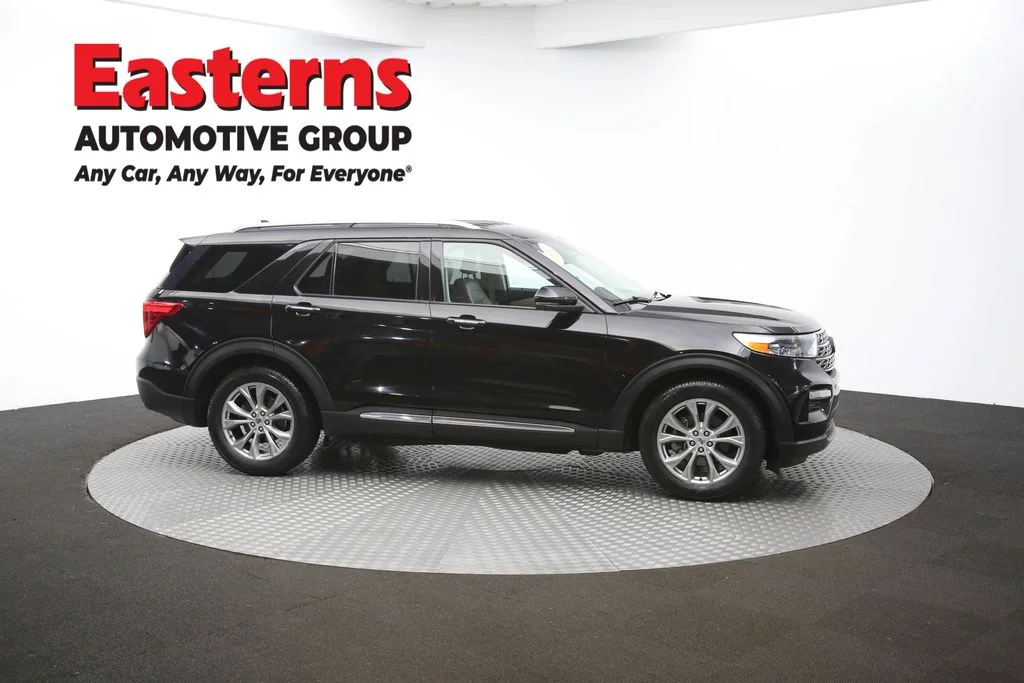 Used 2023 Black Ford Limited image 45
